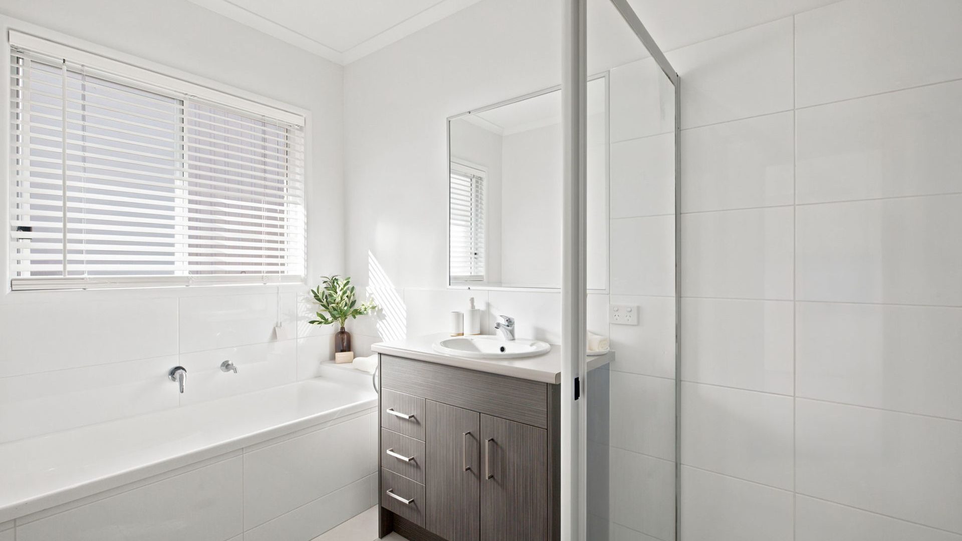 For Sale - 4 Haven Court - New Property in Mooloolah Valley - Real Estate by Jo Daley