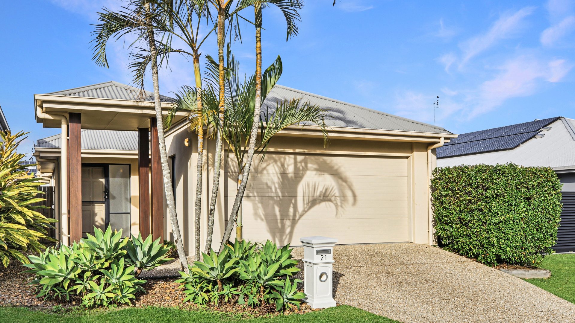 For Sale - 21 Rapanea Street - New Property in Meridan Plains - Real Estate by Nicki Colam