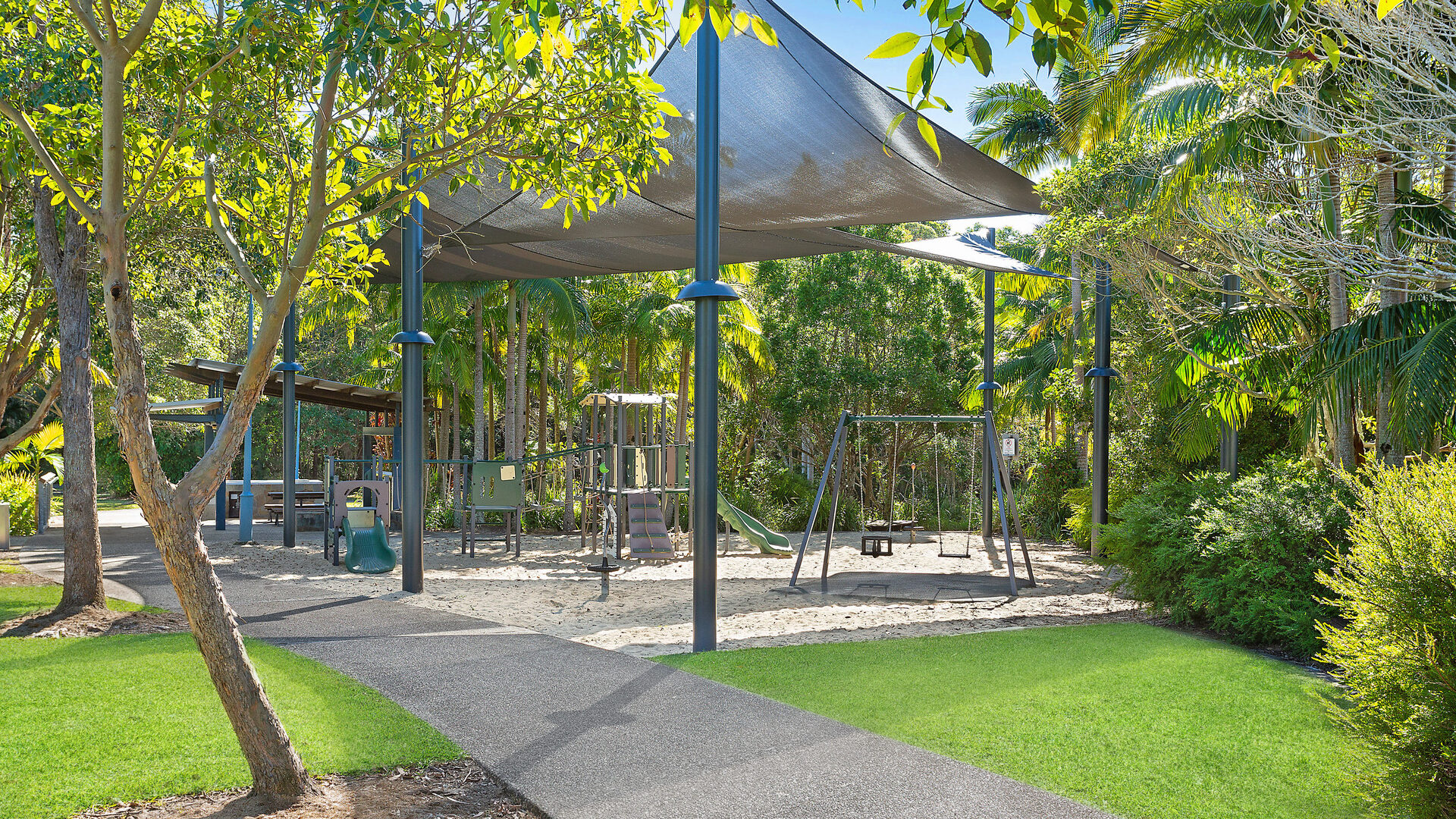 For Sale - 2 Lillypilly Court - New Property in Meridan Plains - Real Estate by Nicki Colam
