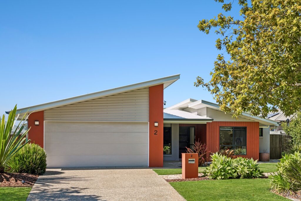 For Sale - 2 Lillypilly Court - New Property in Meridan Plains - Real Estate by Nicki Colam