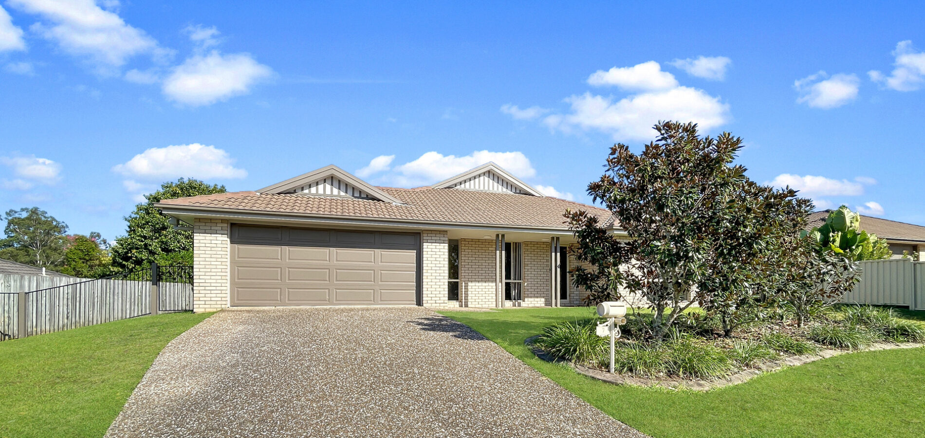 7 Rainbow Court, Glass House Mountains