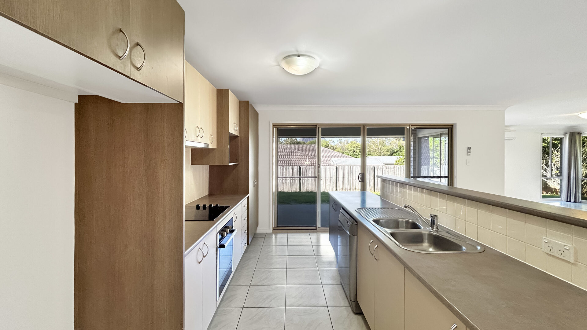 For Rent - 7 Rainbow Court - New Property in Glass House Mountains - Real Estate by Lara Kavanagh