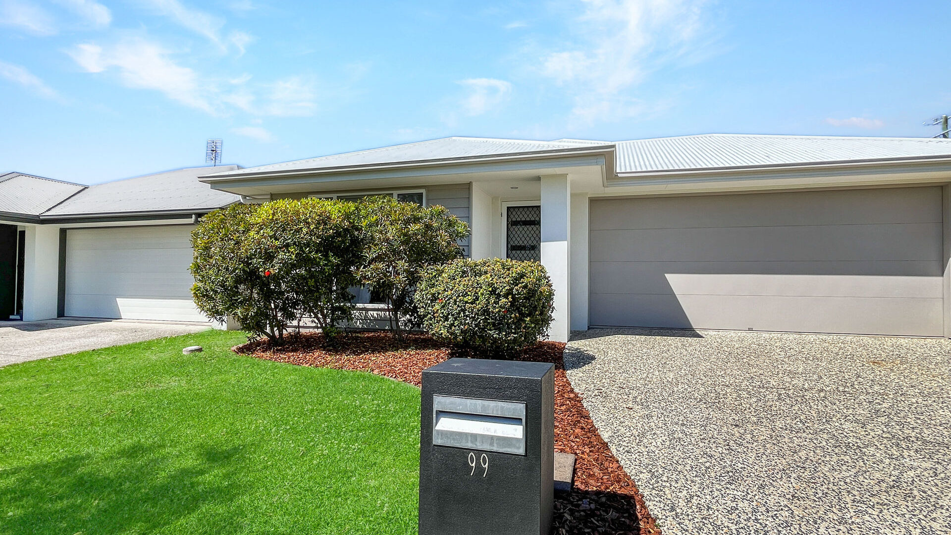 Sold - 99 Haslewood Crescent - New Property in Meridan Plains - Real Estate by Nicki Colam