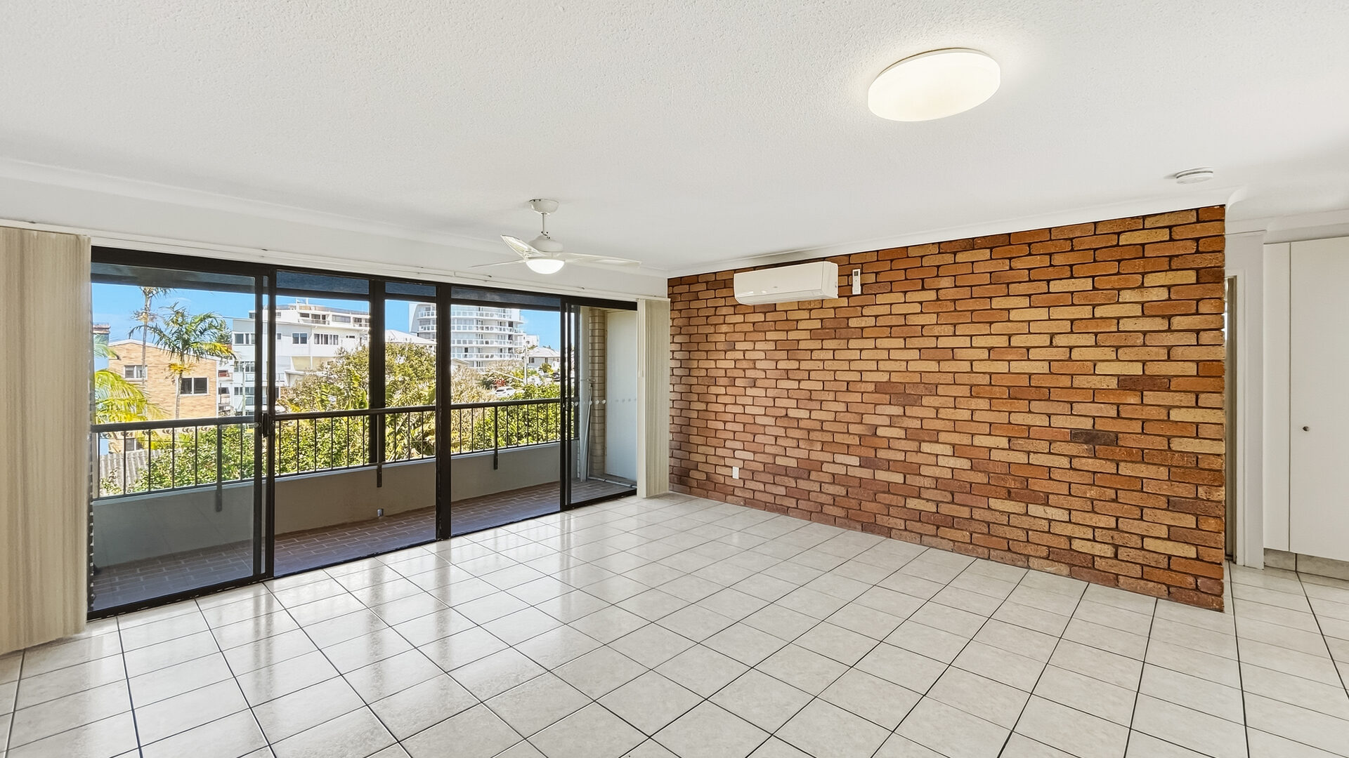 For Rent - 4/43 Lower Gay Terrace - New Property in Caloundra - Real Estate by Lara Kavanagh