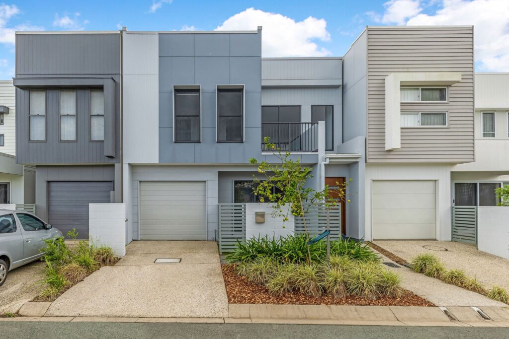For Rent - 4 Maddock Place - New Property in Baringa - Real Estate by Lara Kavanagh