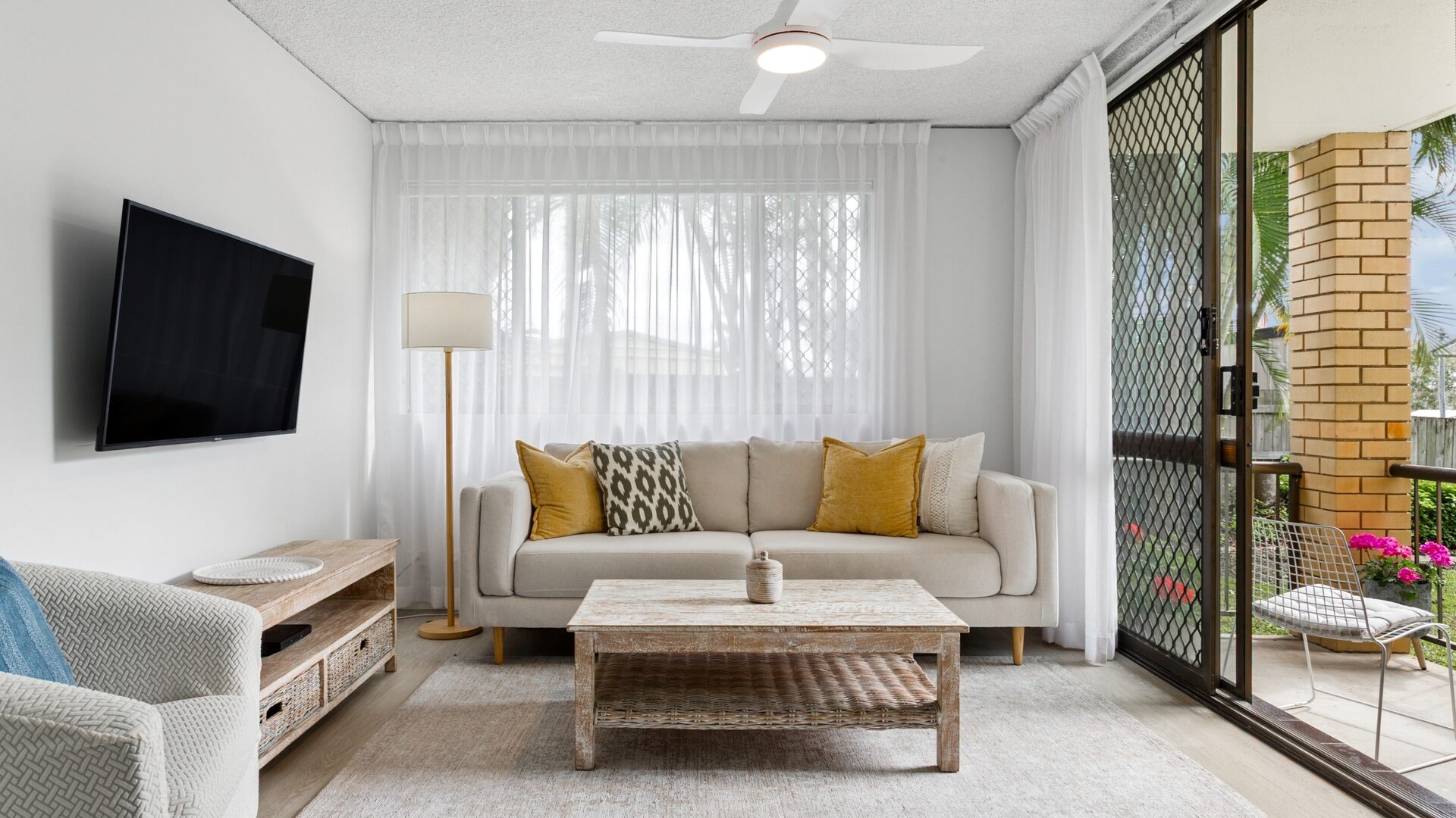 For Sale - 1/6 Coonowrin Street - New Property in Battery Hill - Real Estate by Nicki Colam