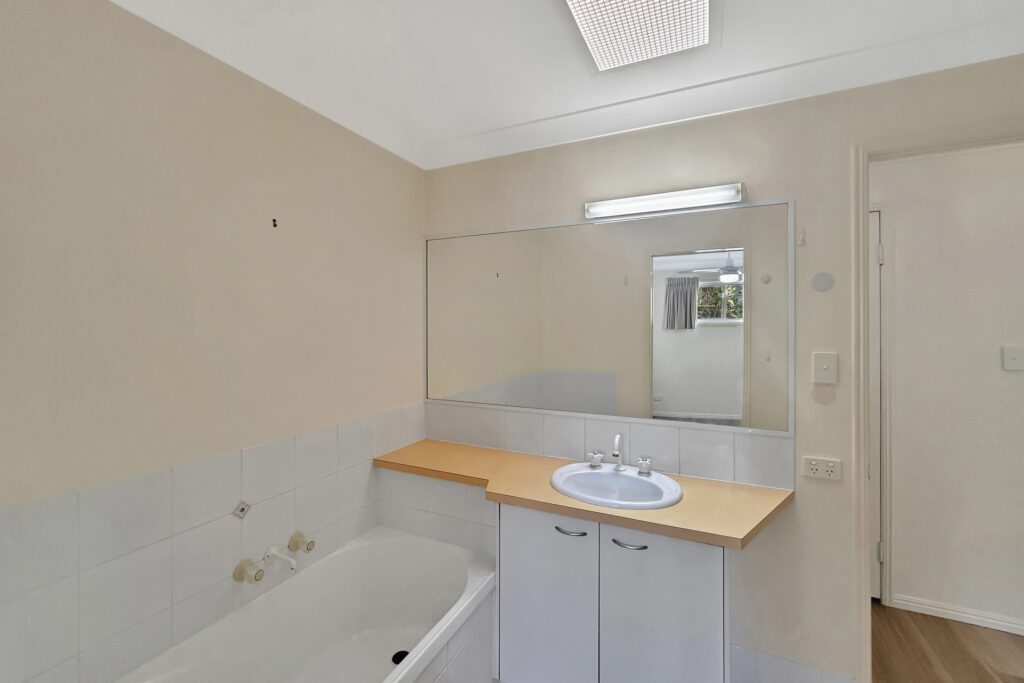 Leased - 19/90 Caloundra Road - New Property in Little Mountain - Real Estate by Lara Kavanagh