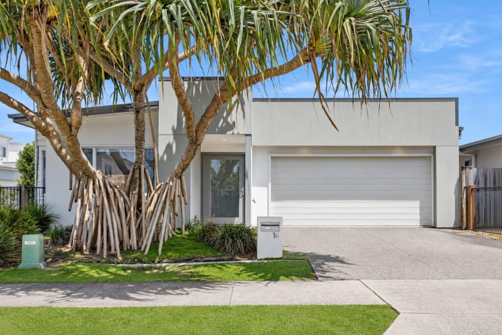 For Sale - 16 Cane Place - New Property in Palmview - Real Estate by Nicki Colam